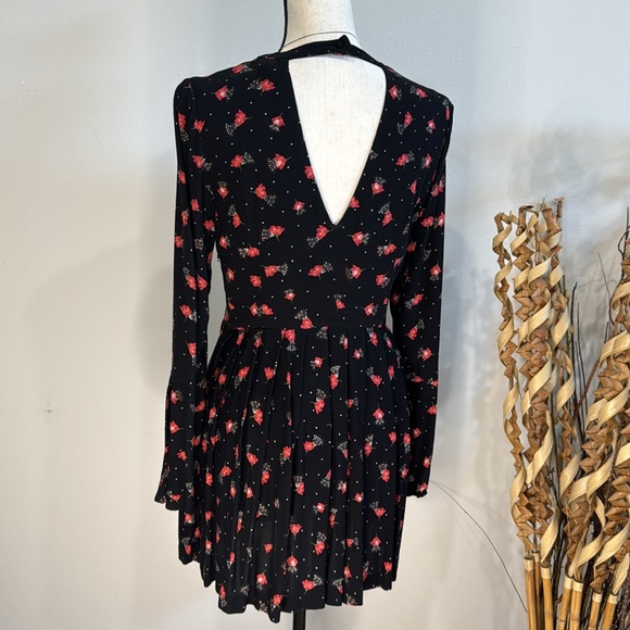 Free People Floral Dress Size 4 - Picture 3 of 8